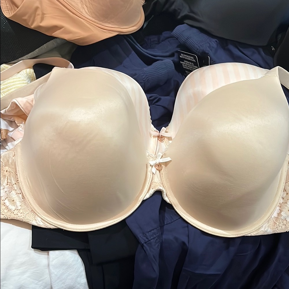 Victoria's Secret Bra Bundle 44C